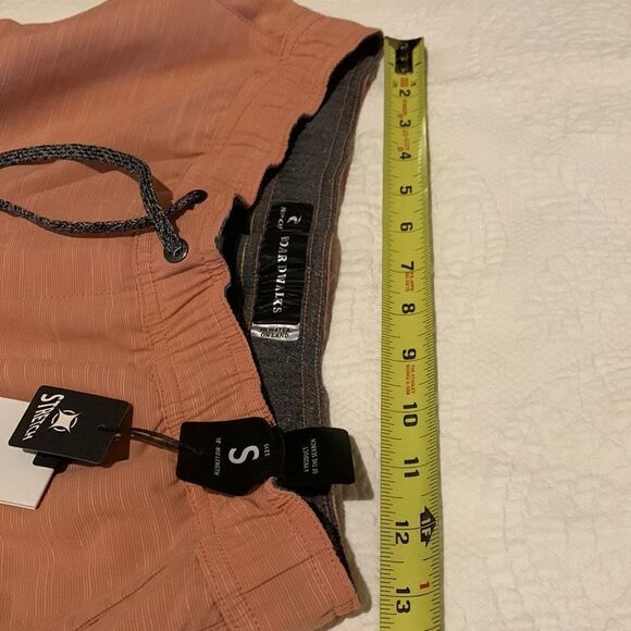 Rip Curl boardwalk shorts. Small. For water or land. NWT - Picture 9 of 9